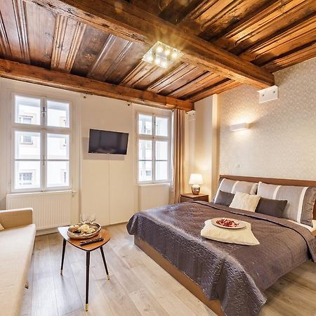 Downtown Royal Apartments Ческе-Будеёвице Экстерьер фото